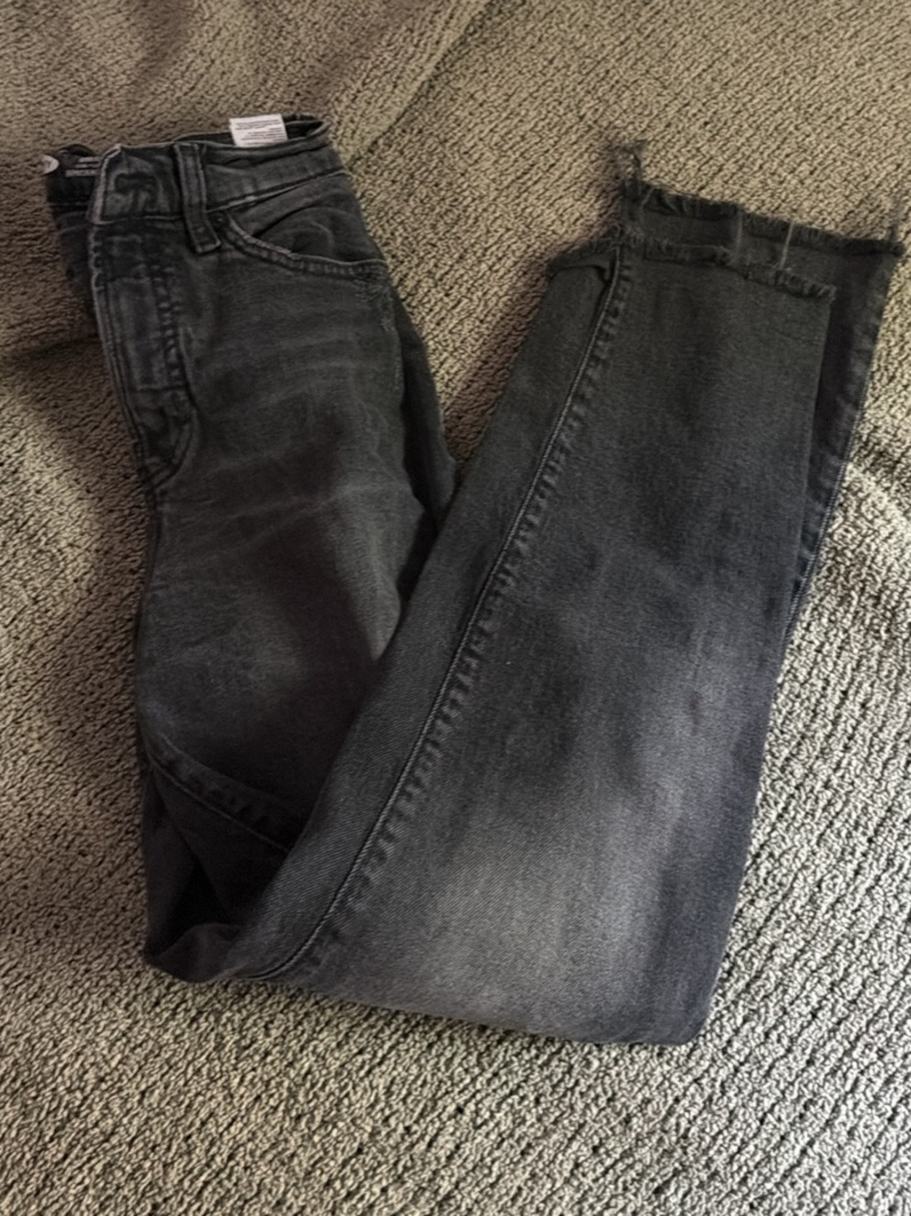 Old Navy Women’s Black Washed Skinny Jeans